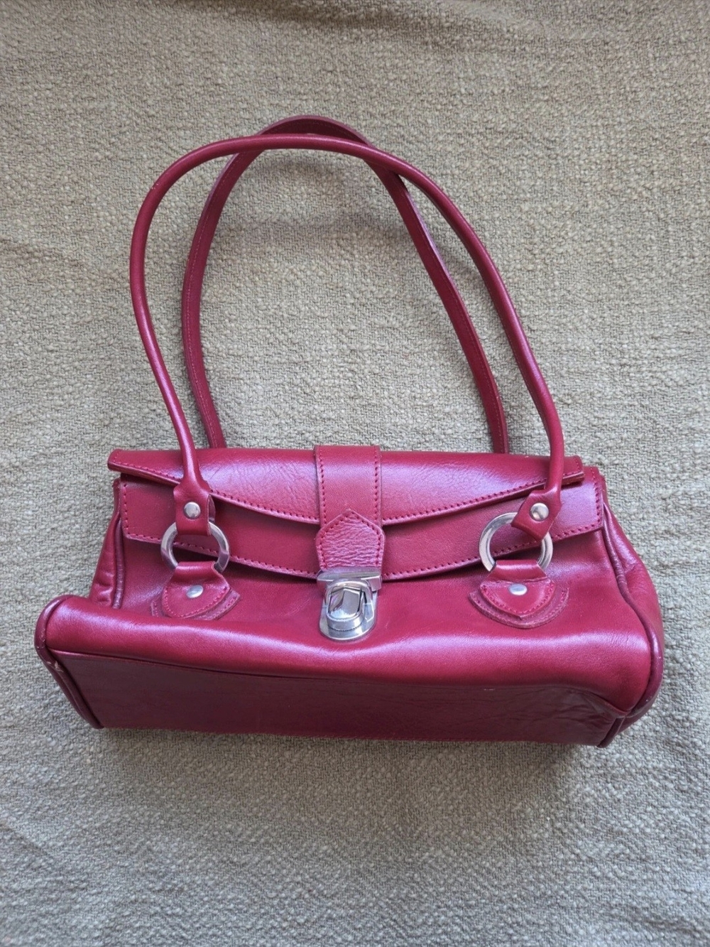 Vera Pelle Pink Leather Shoulder Bag with Silver Hardware
